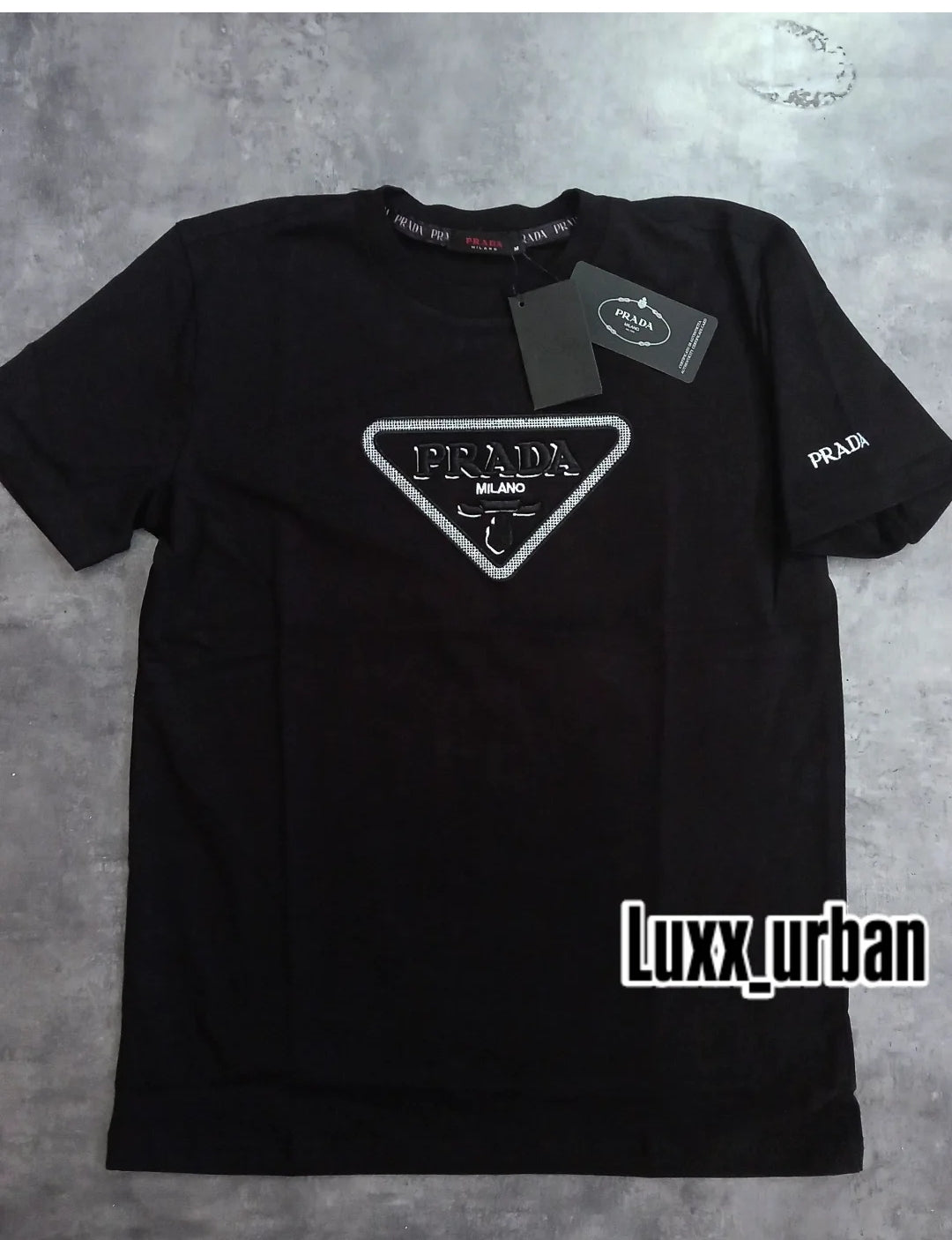 Camiseta manga corta bordada