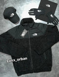CHAQUETA CON ACCESORIOS