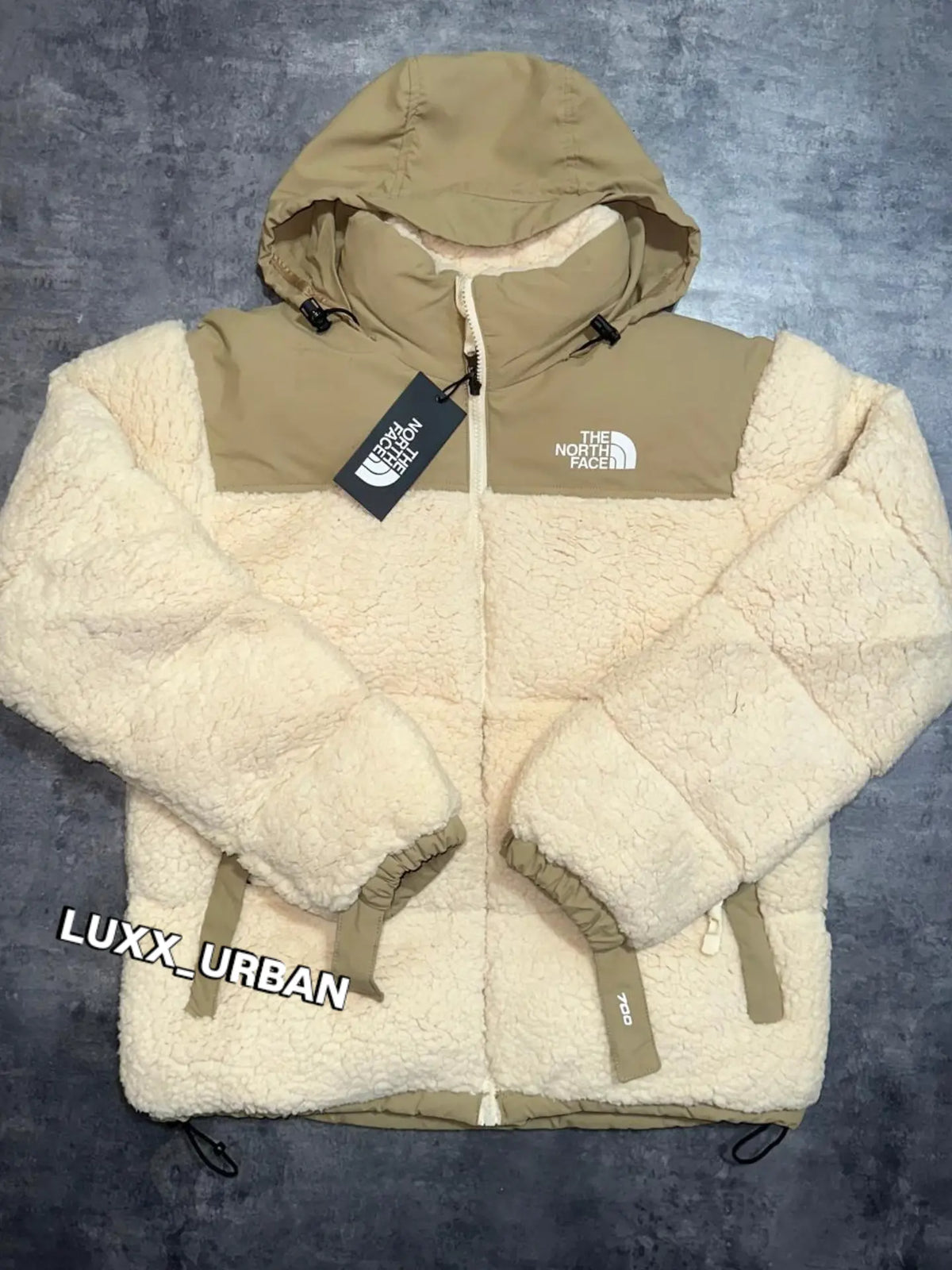 CHAQUETÓN POLAR