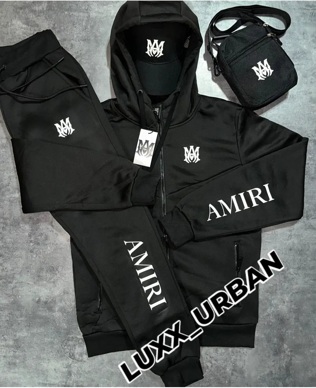 CHÁNDAL CON ACCESORIOS Amiri