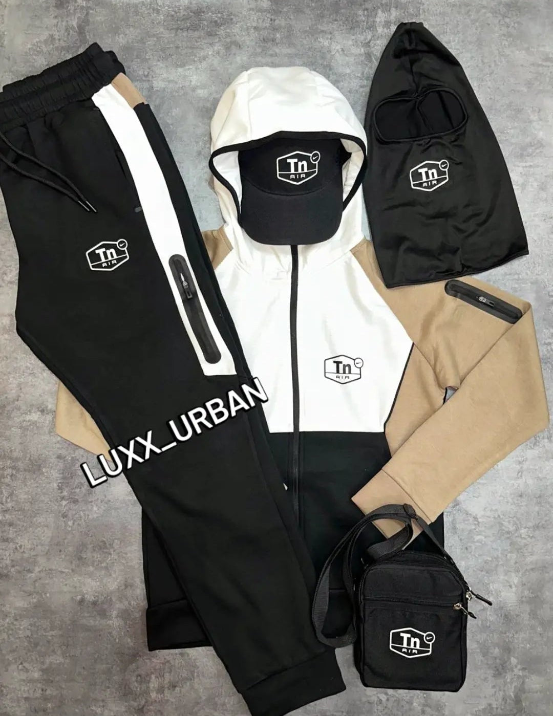 CHÁNDAL con accesorios